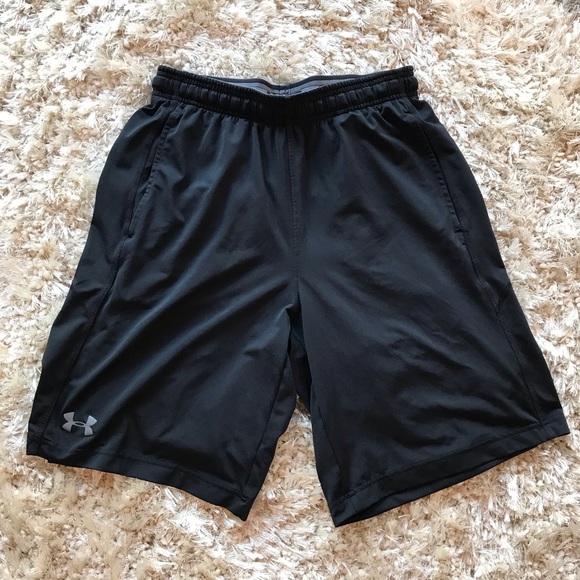 Under Armour Men’s 10” Raid Shorts in Black - Picture 2 of 4